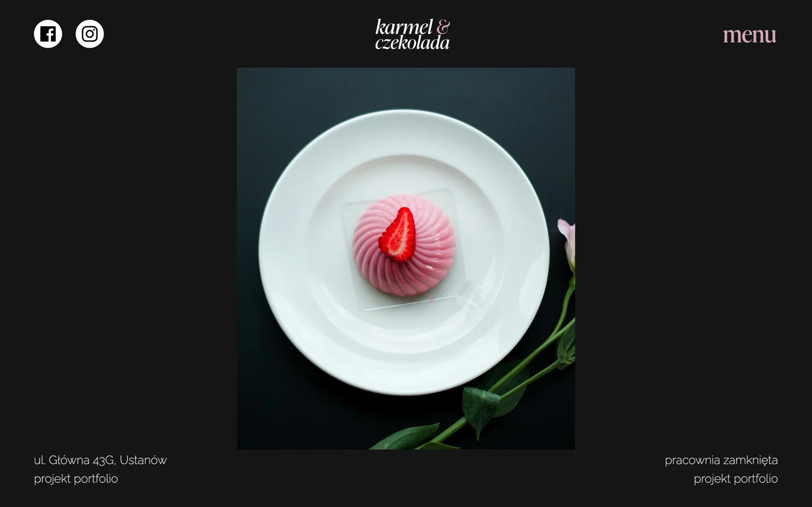 Karmel & Czekolada homepage with a strawberry dessert